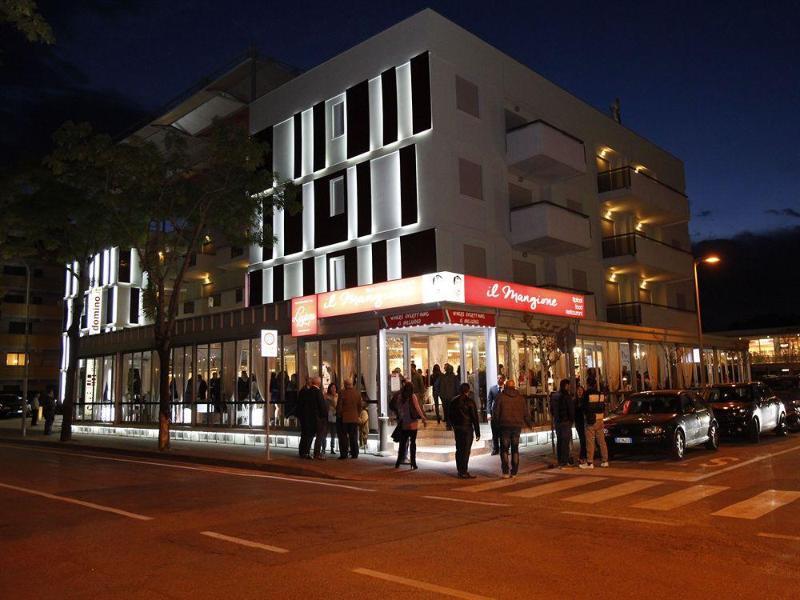 Hotel Torino Lido di Jesolo Exterior foto
